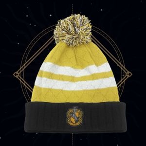 The Making Of HarryPotter Warner Bros London Hufflepuff Bobble Hat New